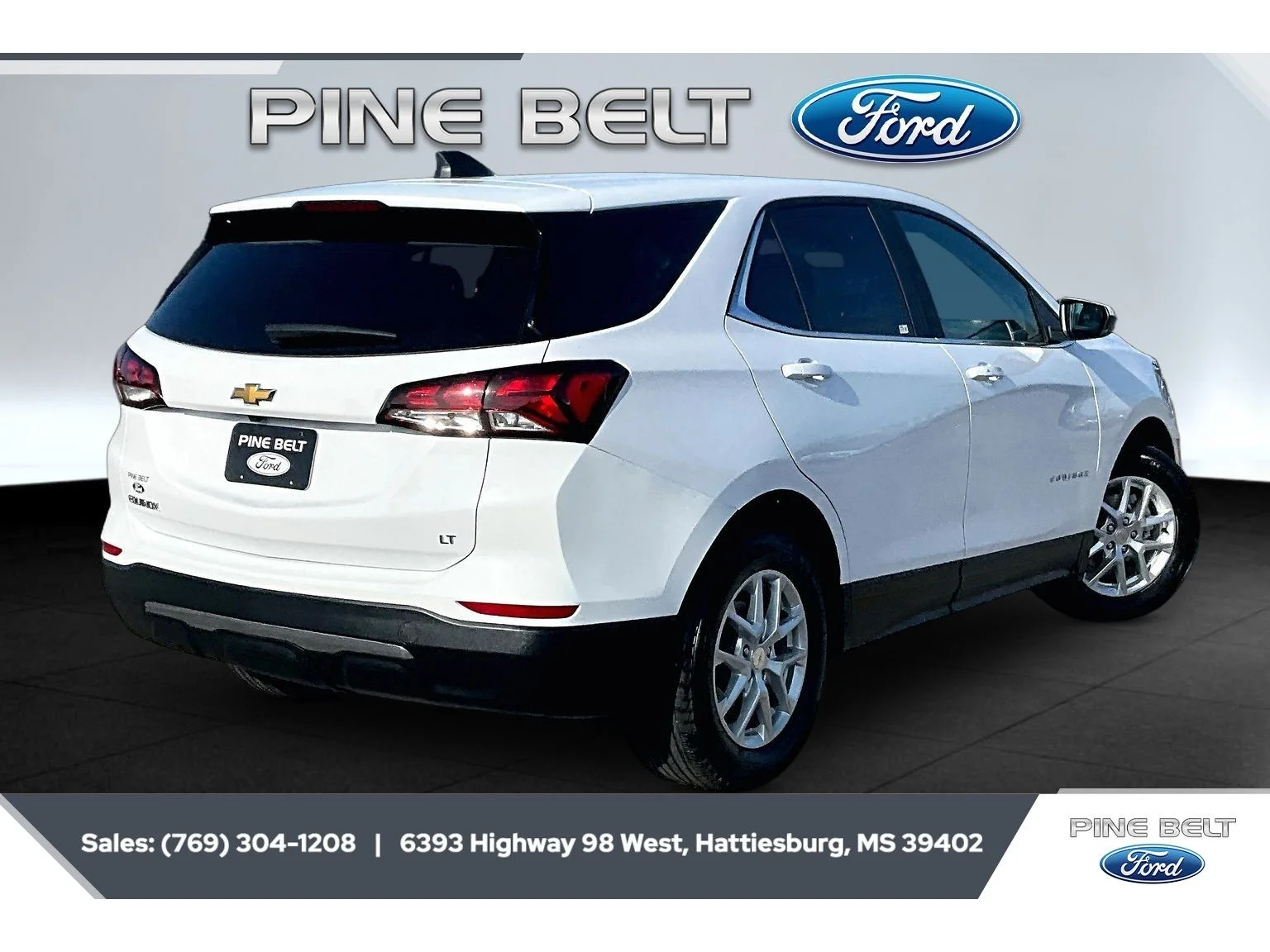 Used 2022 Summit White Chevrolet LT image 11