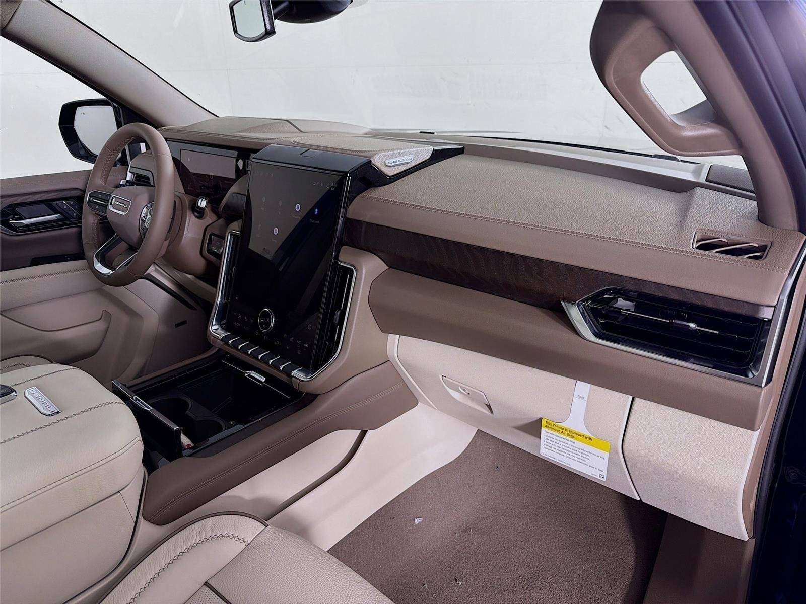 2026 GMC Yukon XL Denali - Photo 32