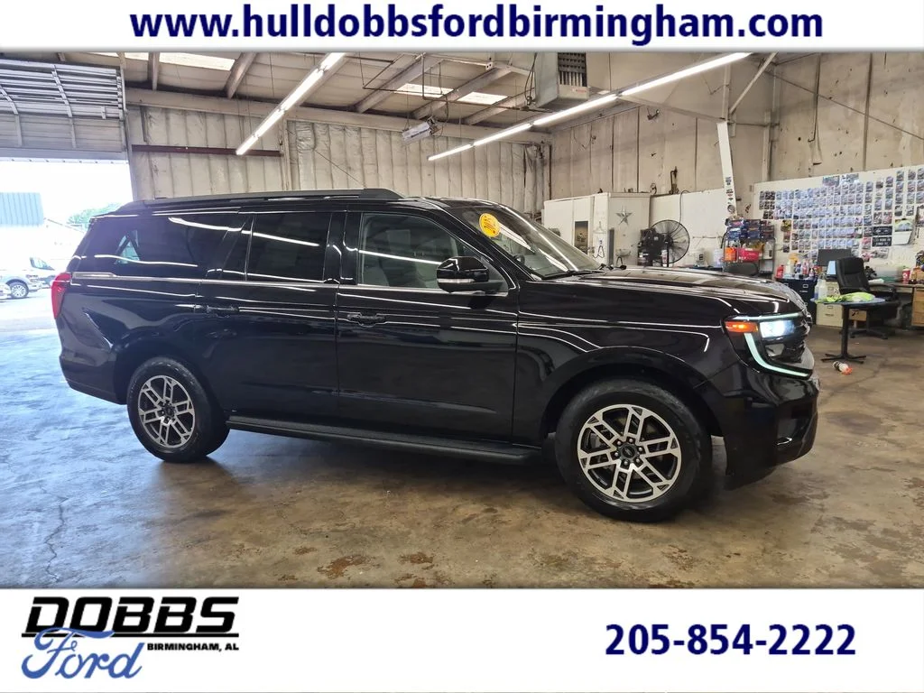 2025 Ford Expedition's photo