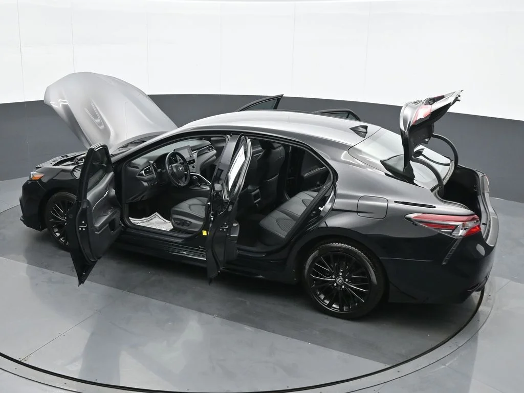 Used 2022 Black Toyota SE Nightshade image 38