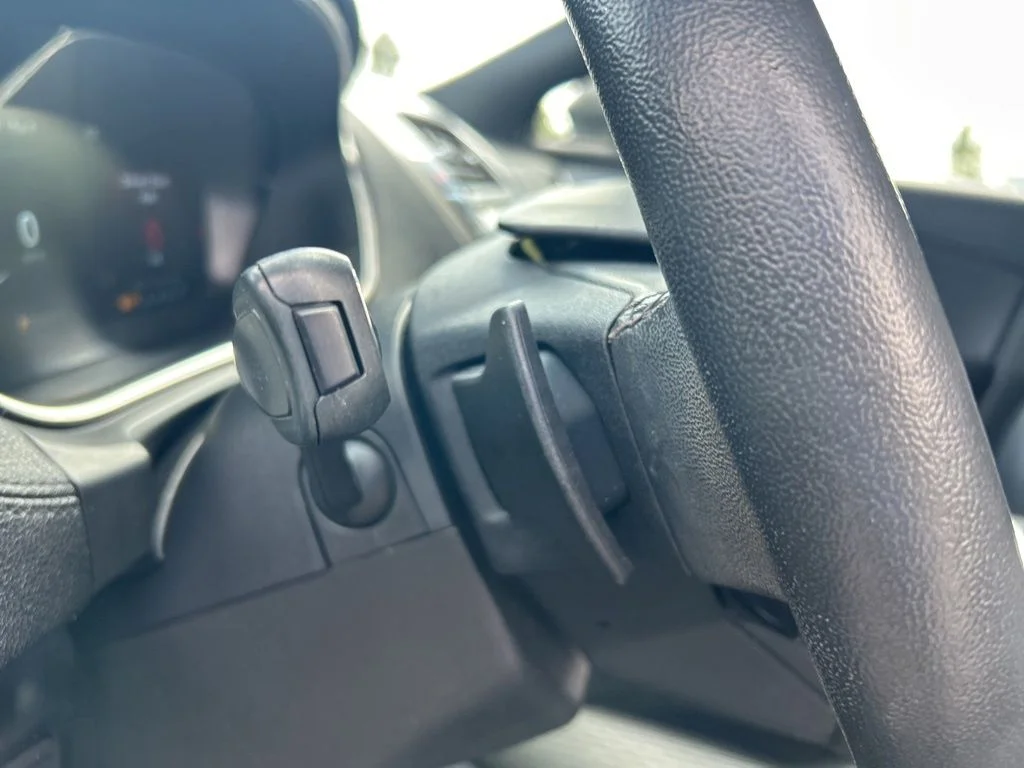 Used 2020 Gray Lincoln Standard image 40