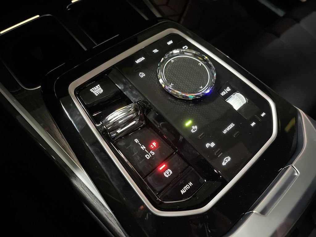 2026 BMW 7 Series 760i - Photo 20
