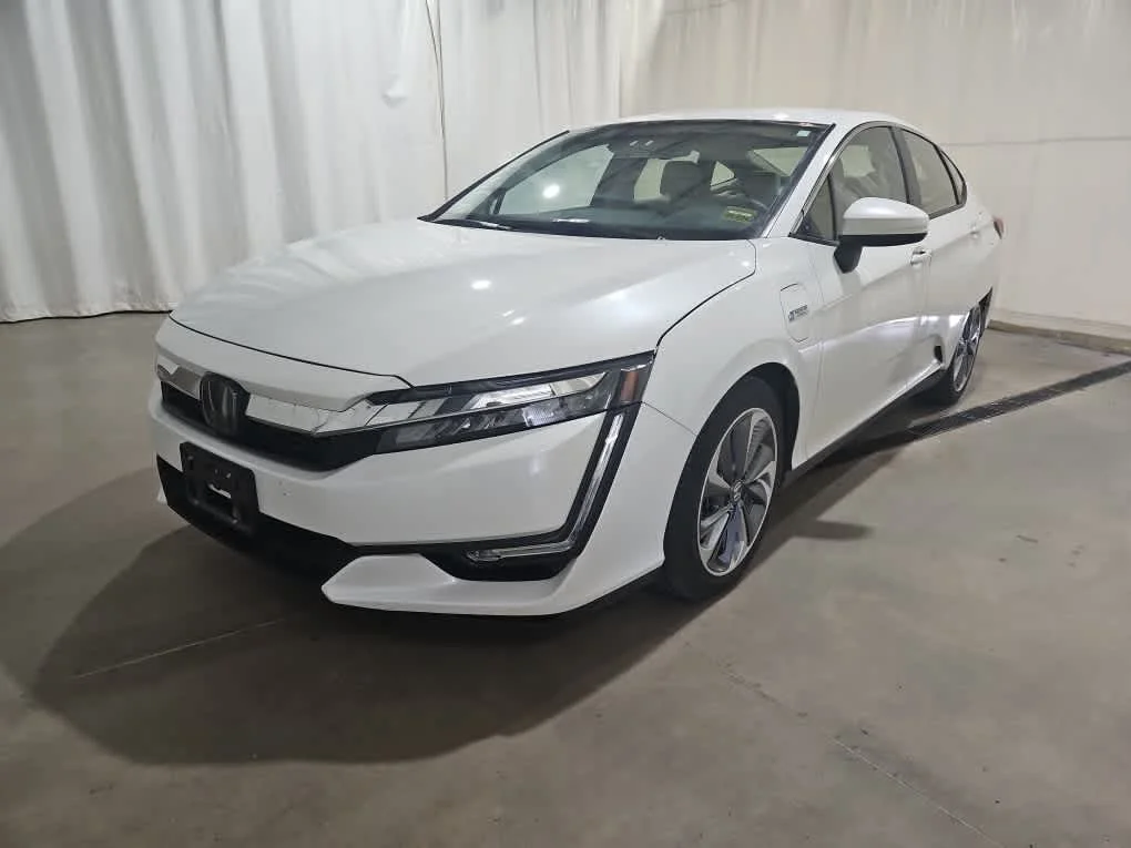 2021 Honda Clarity Plug-In Hybrid's photo