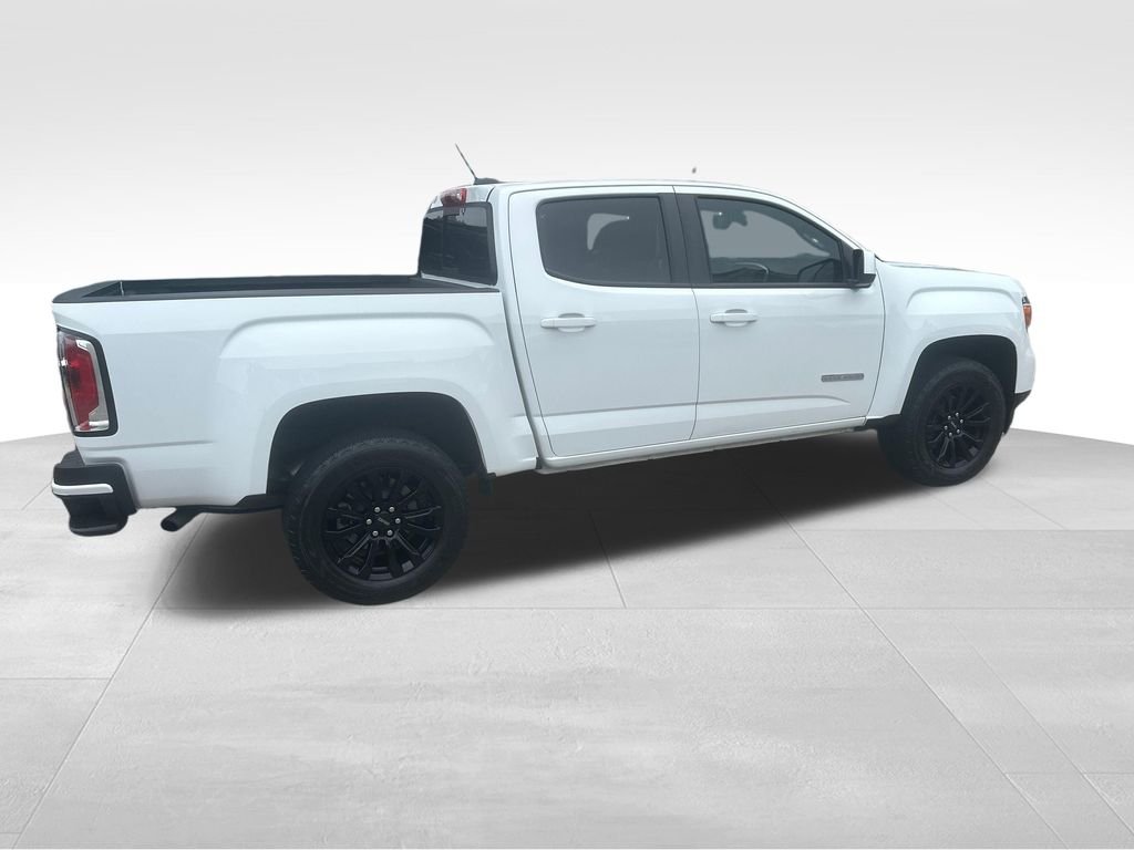 Used 2022 White GMC Elevation image 29