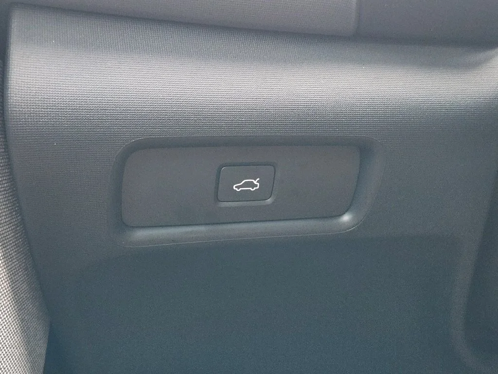 Used 2023  Polestar Long Range Dual Motor image 22