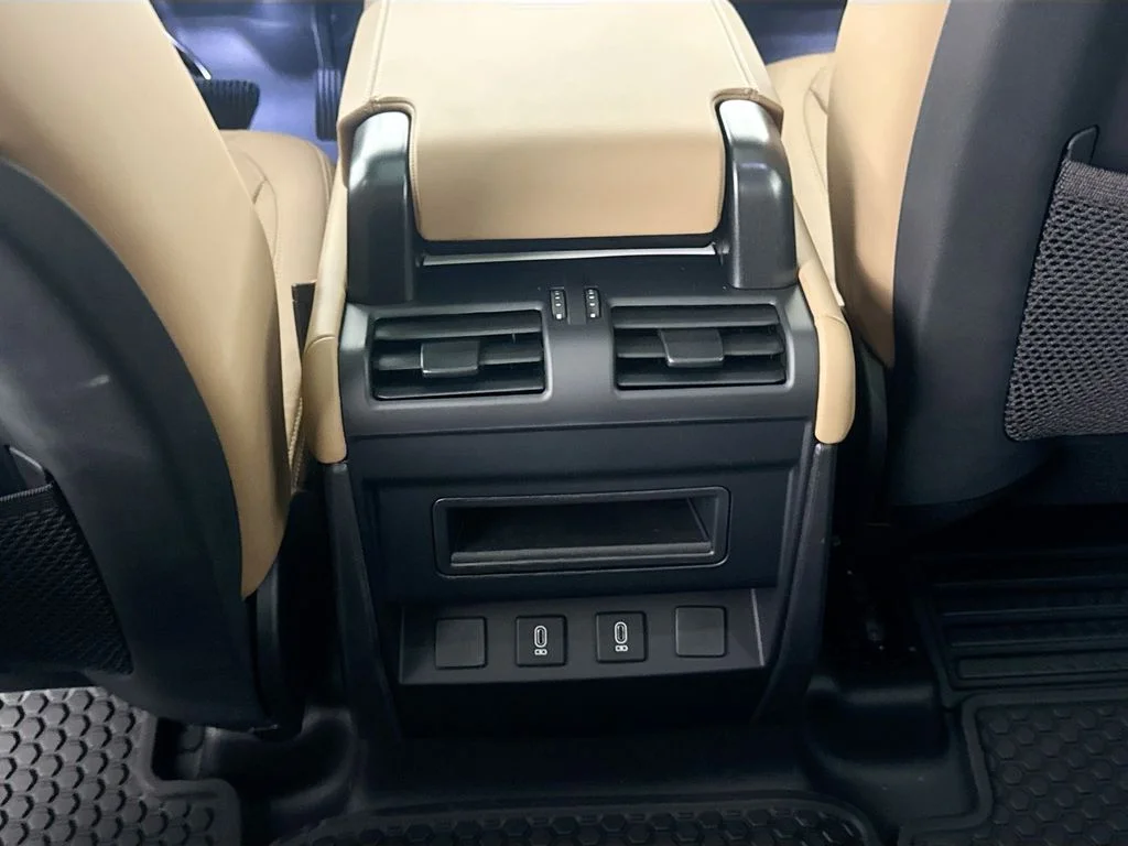 New 2026 Borasco Grey Land Rover X-Dynamic SE image 26