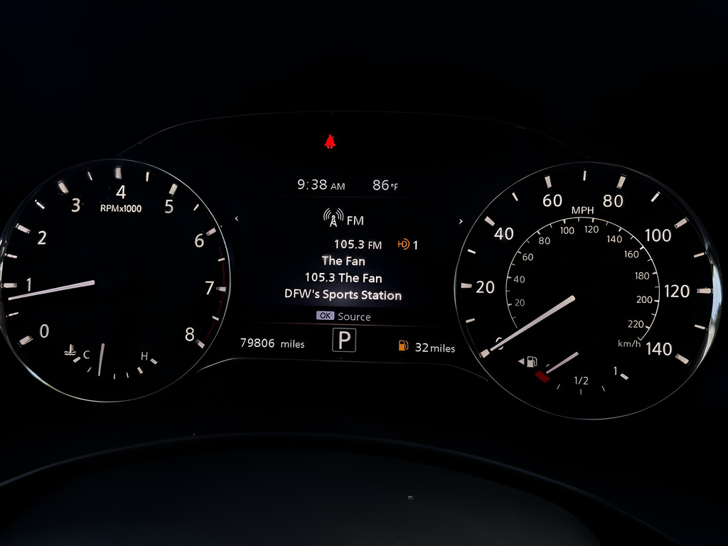 Used 2023 Black INFINITI Premium Select image 18