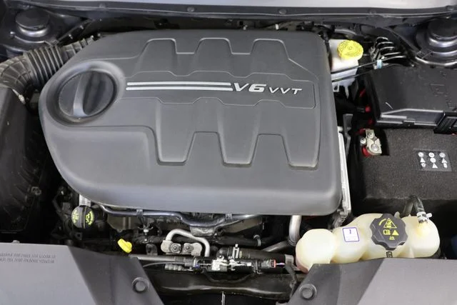 Used 2021 Gray Jeep Limited image 25