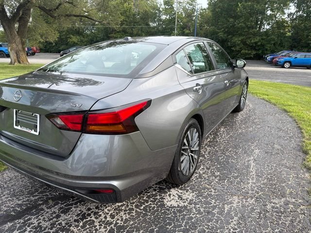 Used 2024 Gray Nissan 2.5 SV image 8