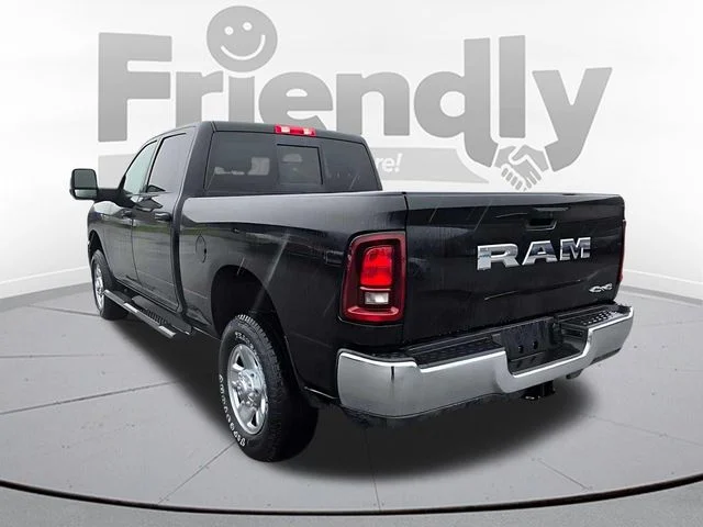 New 2026 Diamond Black Crystal Pearl-Coat Exterior Paint RAM Tradesman image 7