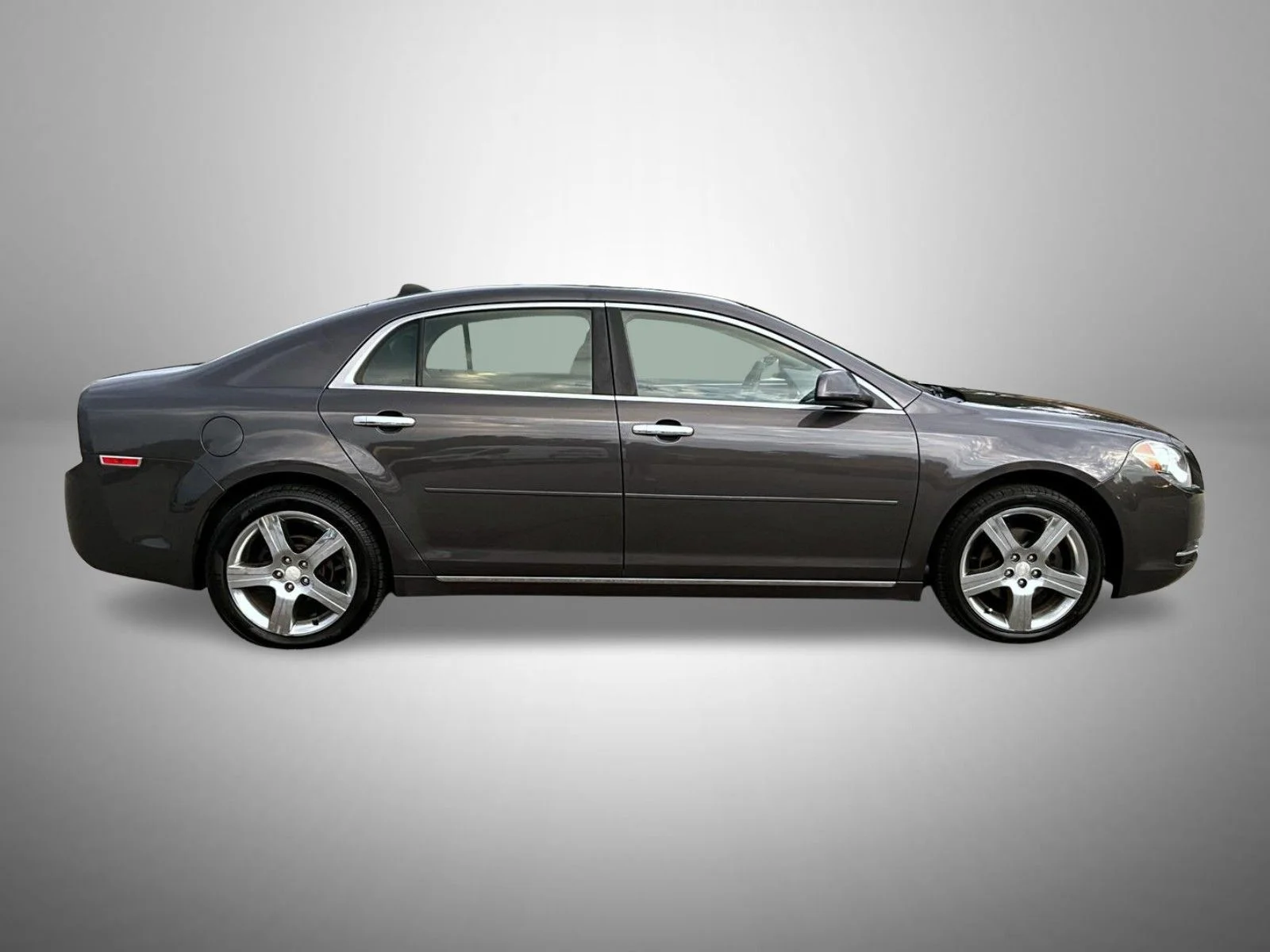 Used 2012 Beige Chevrolet LT image 4