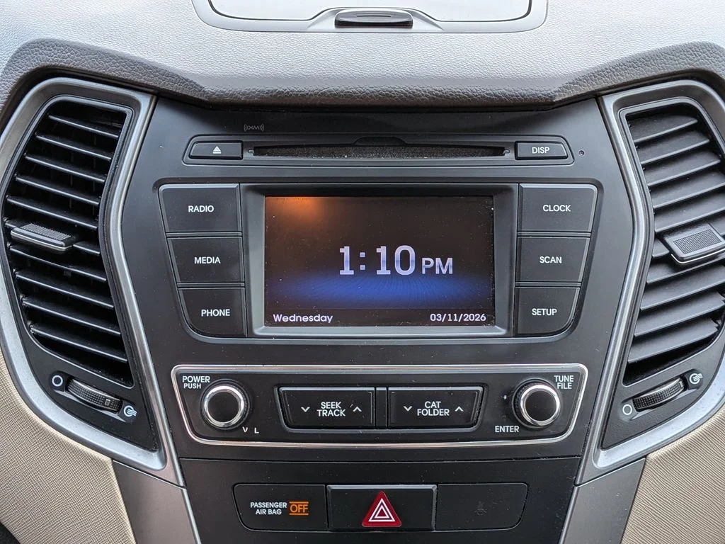 Used 2017 White Hyundai 2.4 Base image 18