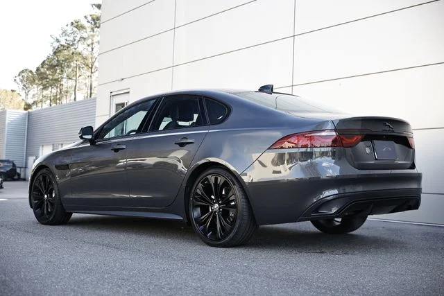New 2024 Gray Jaguar R-Dynamic SE image 7