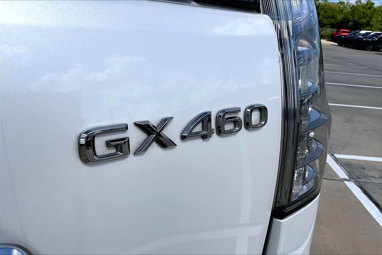 Used 2023 Eminent White Pearl Lexus Luxury image 10