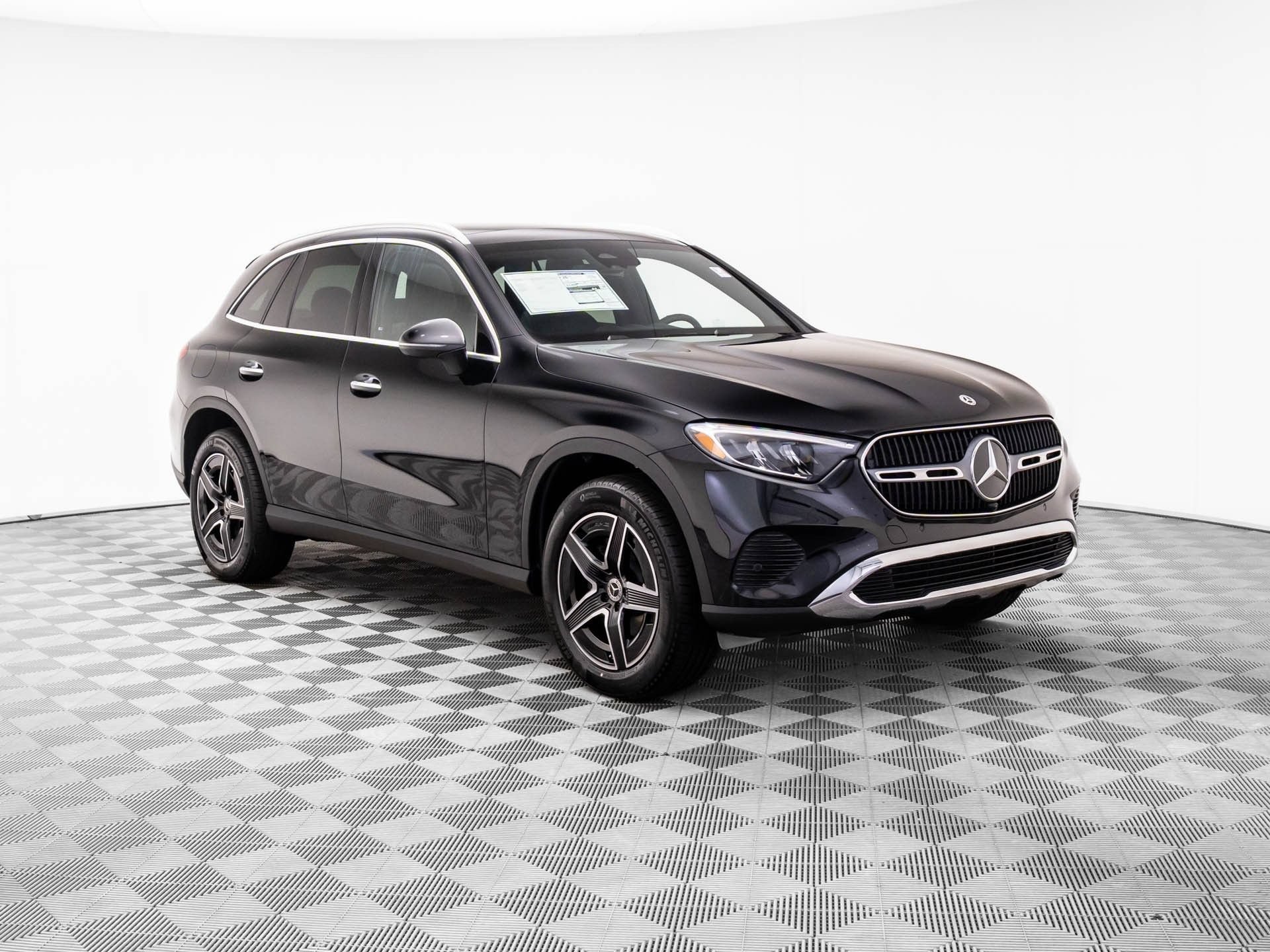 New 2026 Black Mercedes-Benz GLC 300 image 44