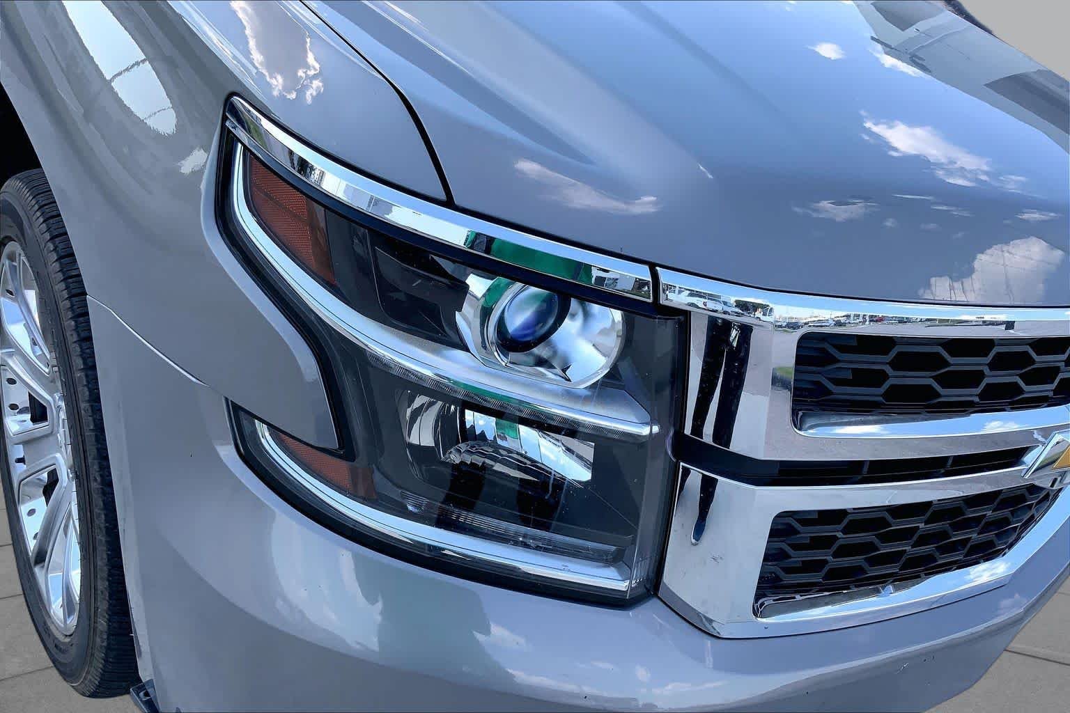 Used 2017 Pepperdust Metallic Chevrolet LS image 26