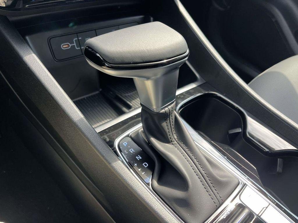 New 2026 White Hyundai SEL Premium AWD image 47