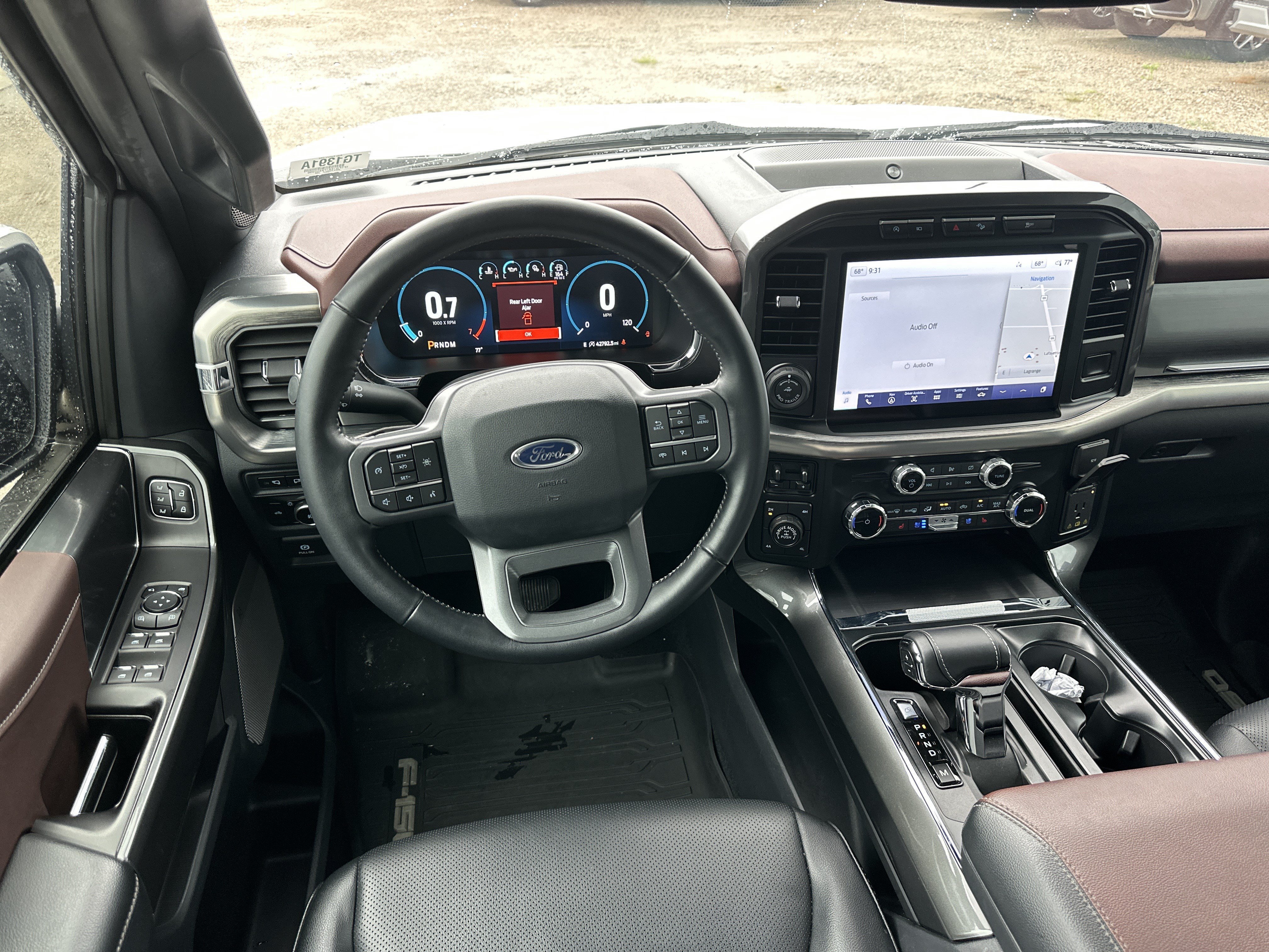 Used 2023 Oxford White Ford Lariat image 23