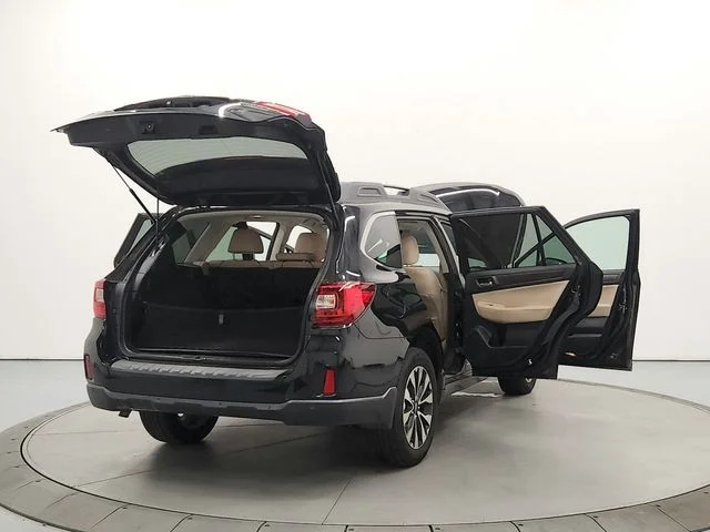 Used 2017 Black Subaru 2.5i image 14