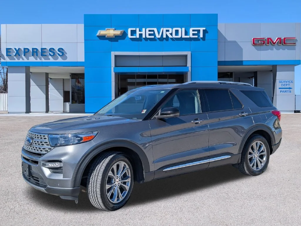 Used 2022 Gray Ford Limited image 7