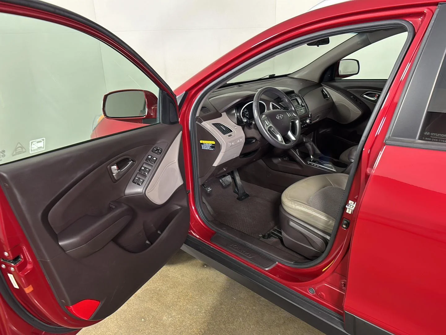 Used 2012 Garnet Red Hyundai GLS PZEV image 2