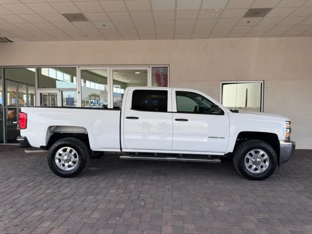 Used 2015 White Chevrolet Work Truck image 6