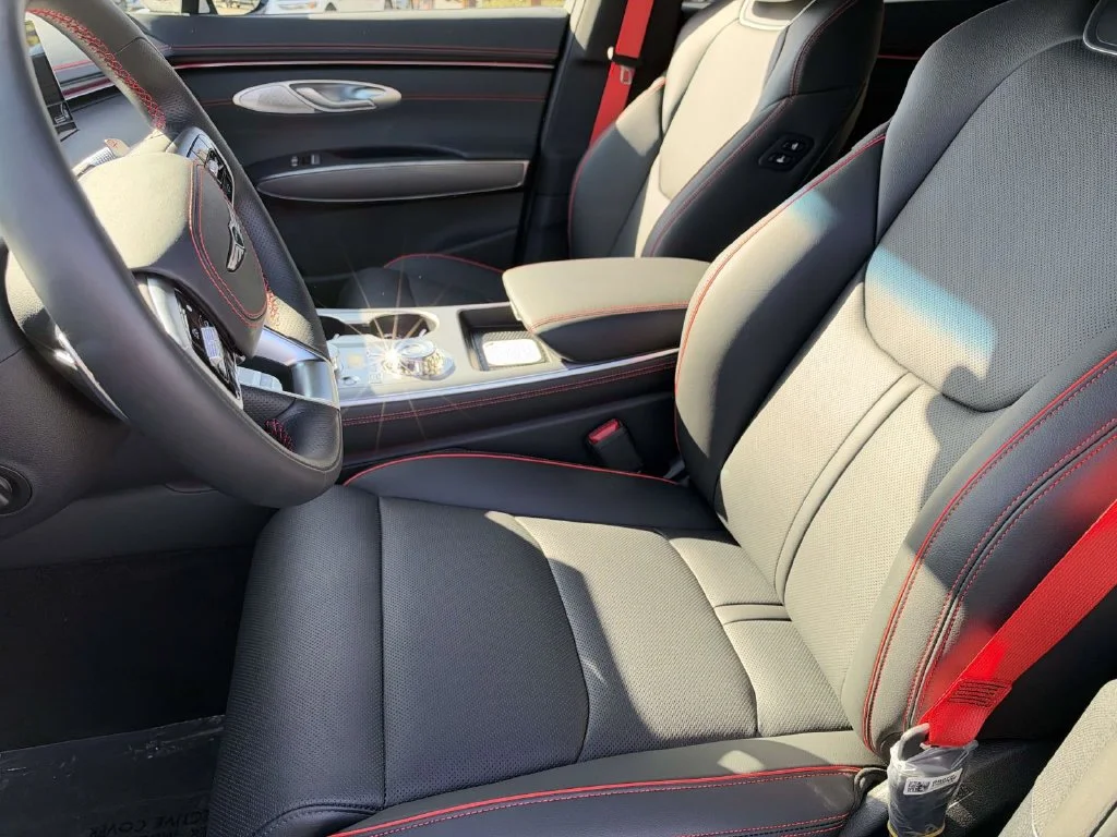 New 2027 Blue Genesis 2.5T Sport Prestige image 10