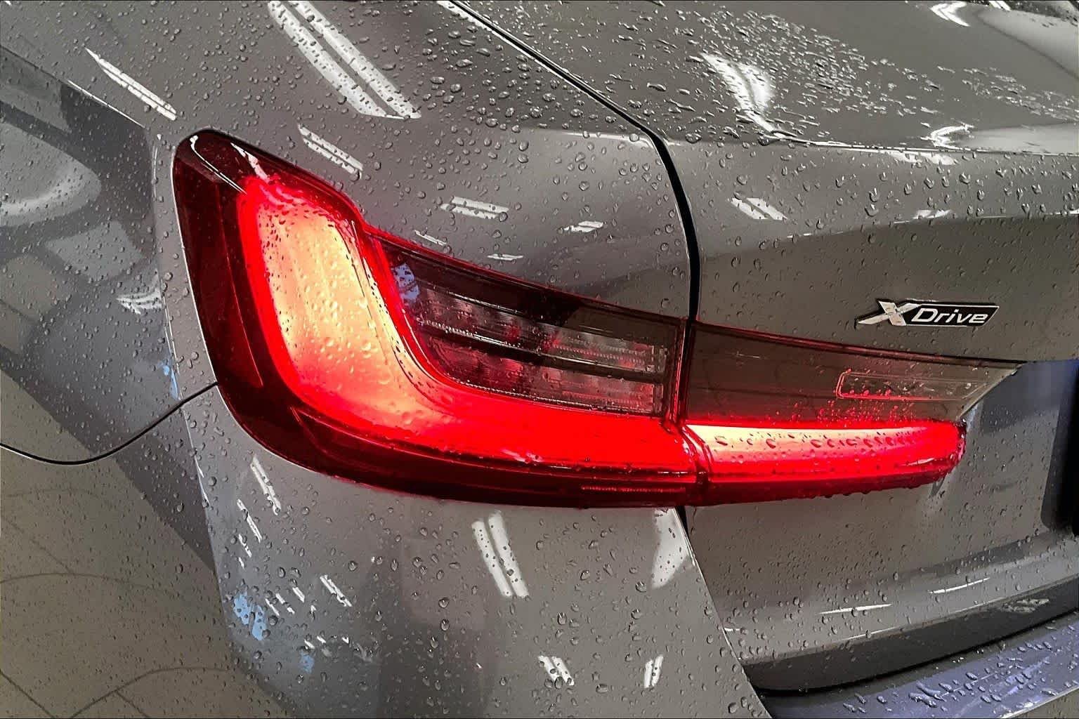 Used 2024 Skyscraper Grey Metallic BMW 330i xDrive image 27