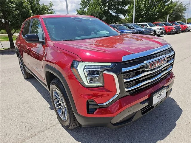 Used 2025 Volcanic Red Tintcoat GMC Elevation All-Wheel Drive image 5