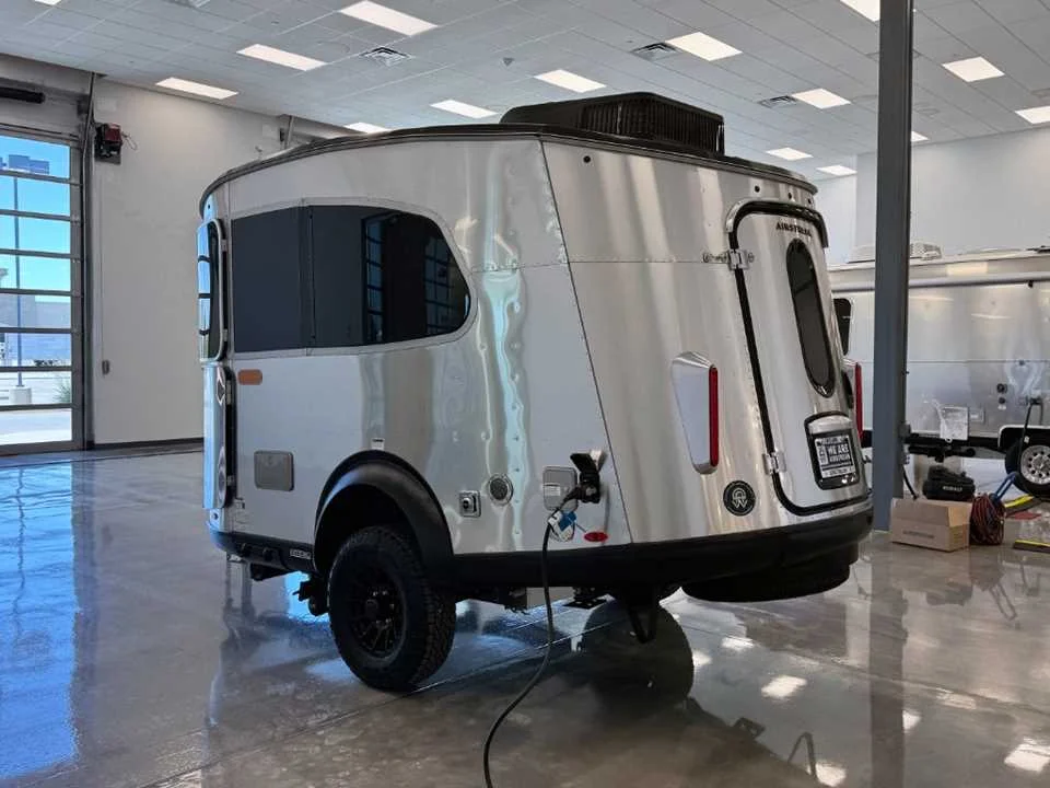 New 2025 SILVER AIRSTREAM  image 4