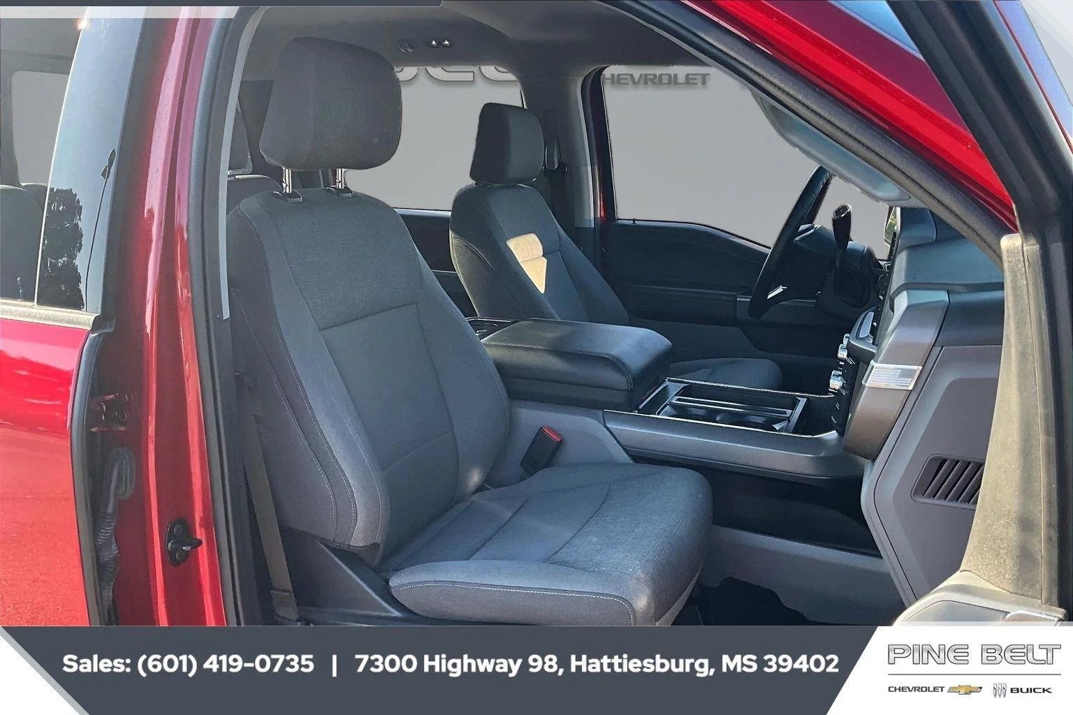 Used 2024 Rapid Red Metallic Tinted Clearcoat Ford XLT image 7