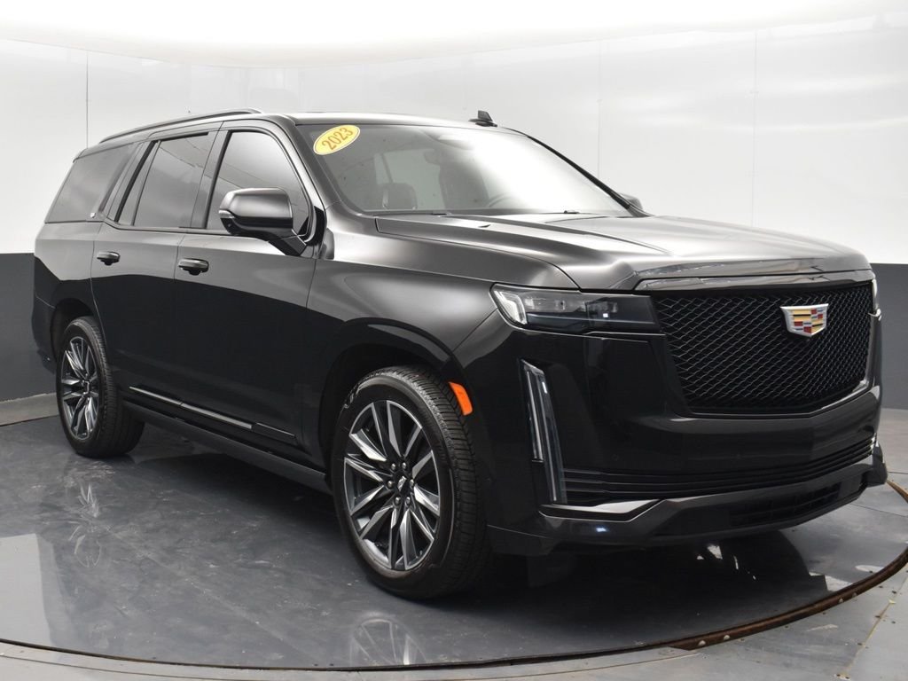 Used 2023 Black Cadillac Sport Platinum image 4