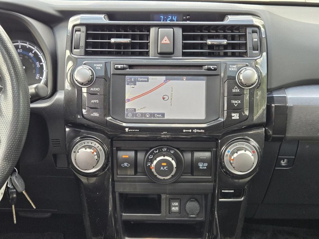 Used 2018 Silver Toyota TRD Off-Road image 19