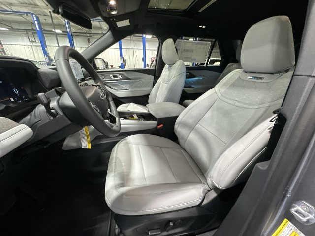 New 2027 Carbonized Gray Metallic Ford Platinum™ image 17