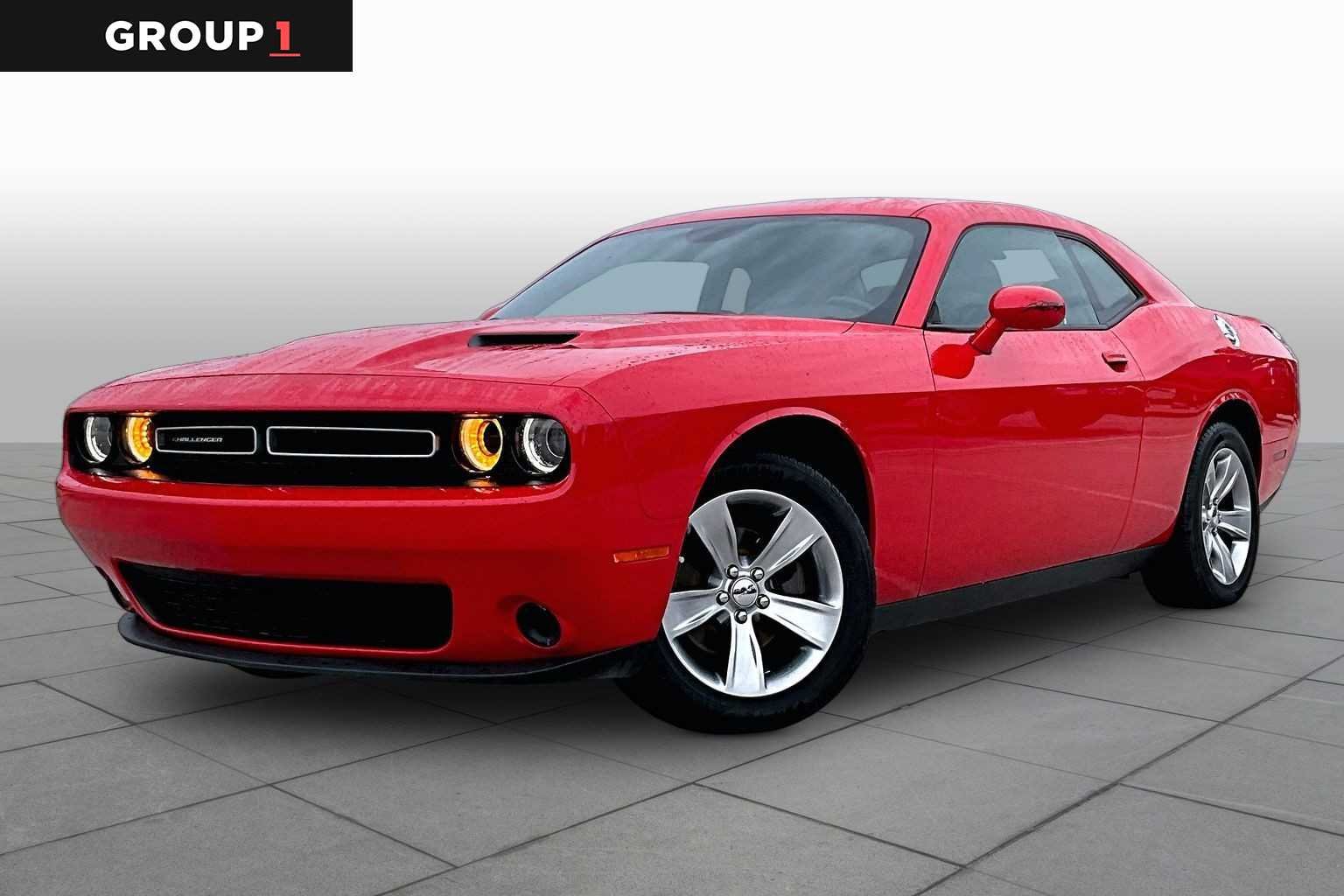 2021 Dodge Challenger SXT Auto's photo