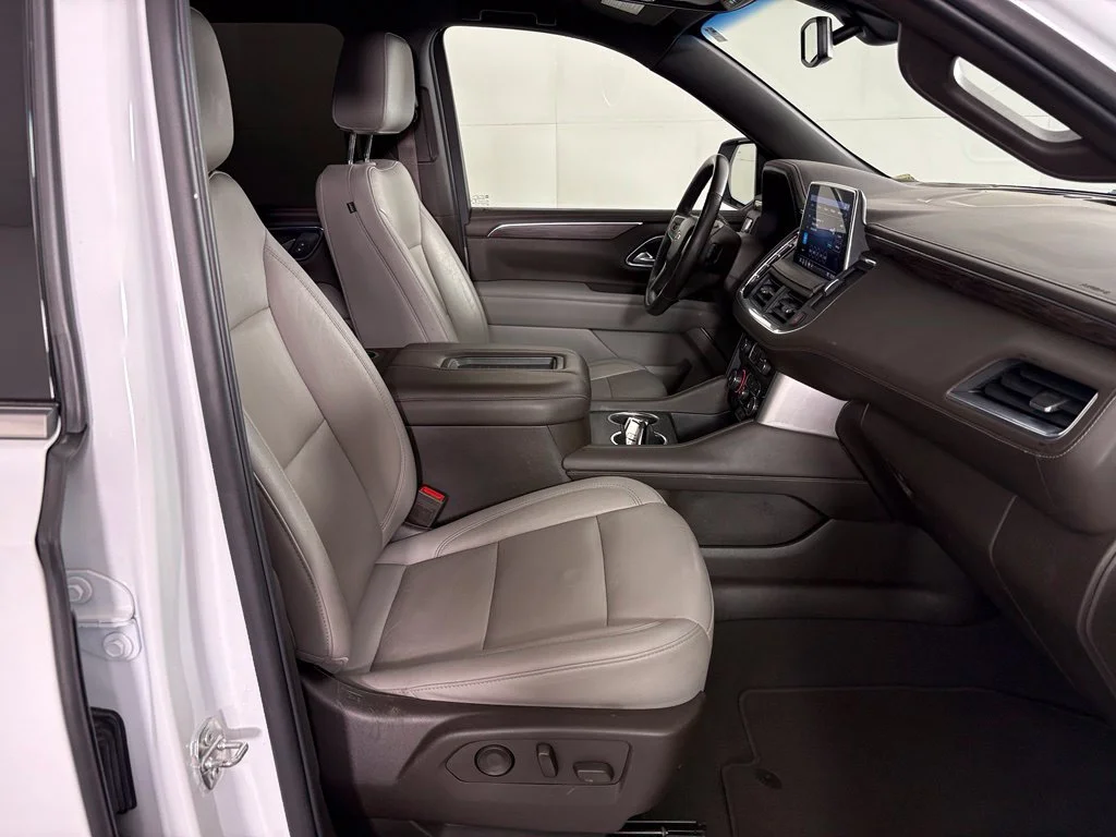 Used 2021 White Chevrolet LT image 45