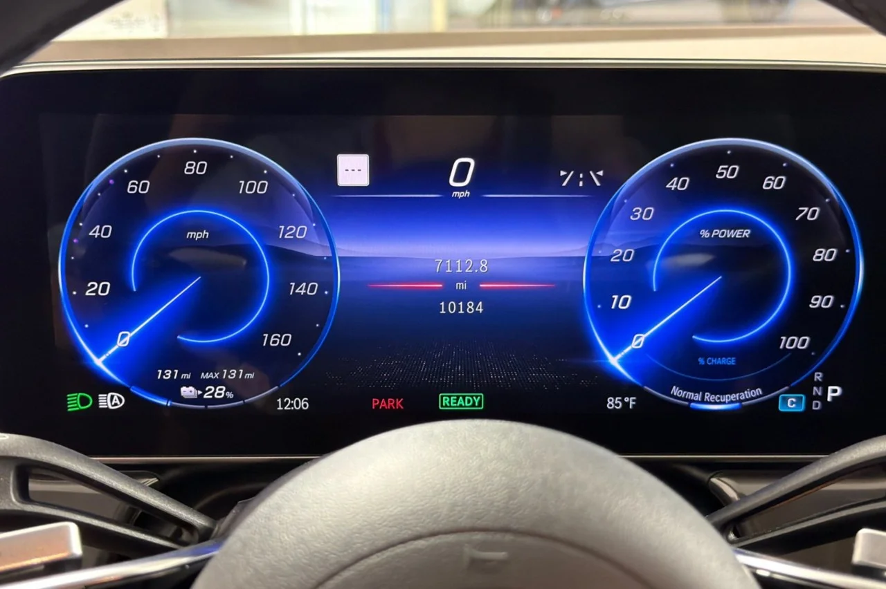 Certified Used 2023 Graphite Grey Metallic Mercedes-Benz EQS 450+ image 22