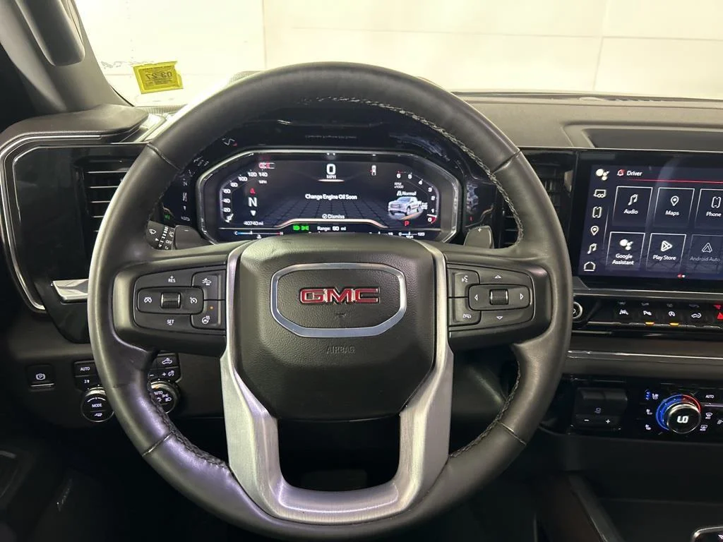 Used 2024 Onyx Black GMC SLT image 34