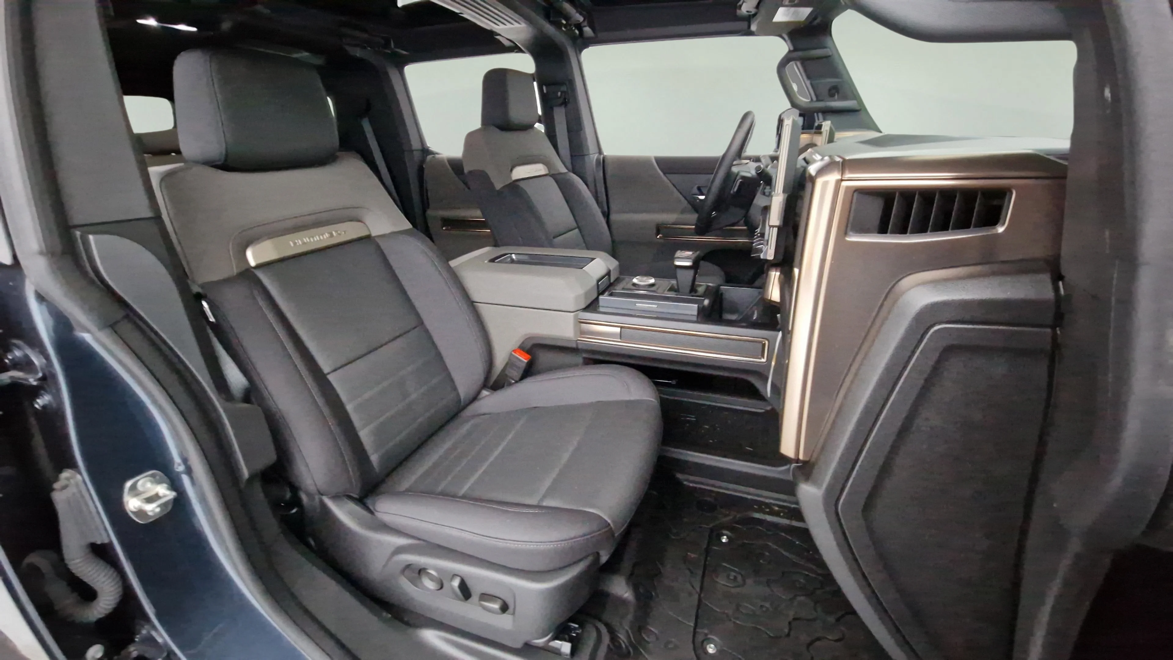 New 2025 Graphite Blue Metallic GMC 2X image 11