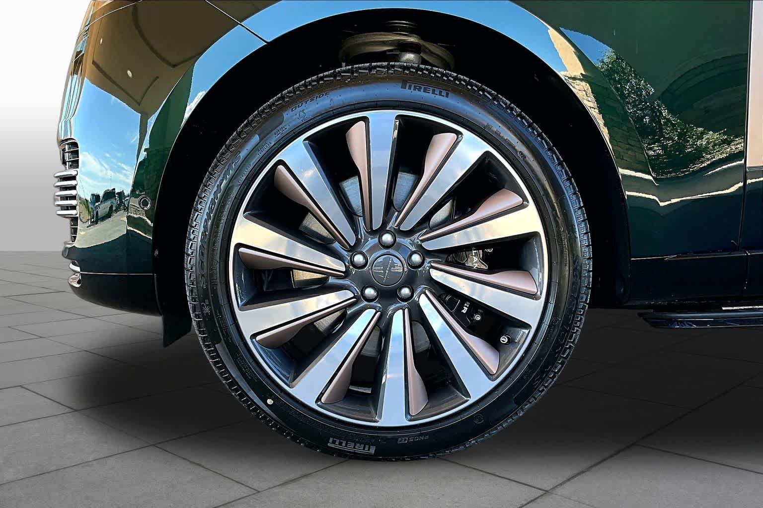 New 2026 British Racing Green Land Rover SV image 11
