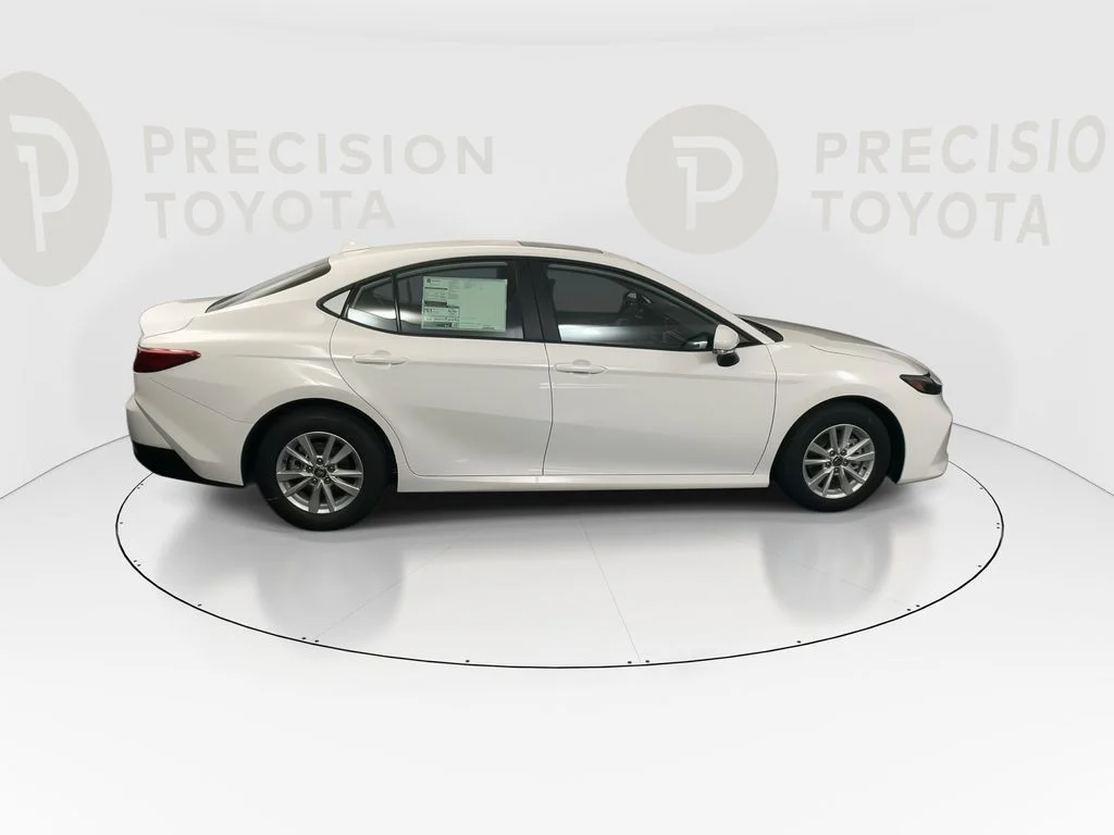 New 2026 Ice Cap Toyota LE image 22