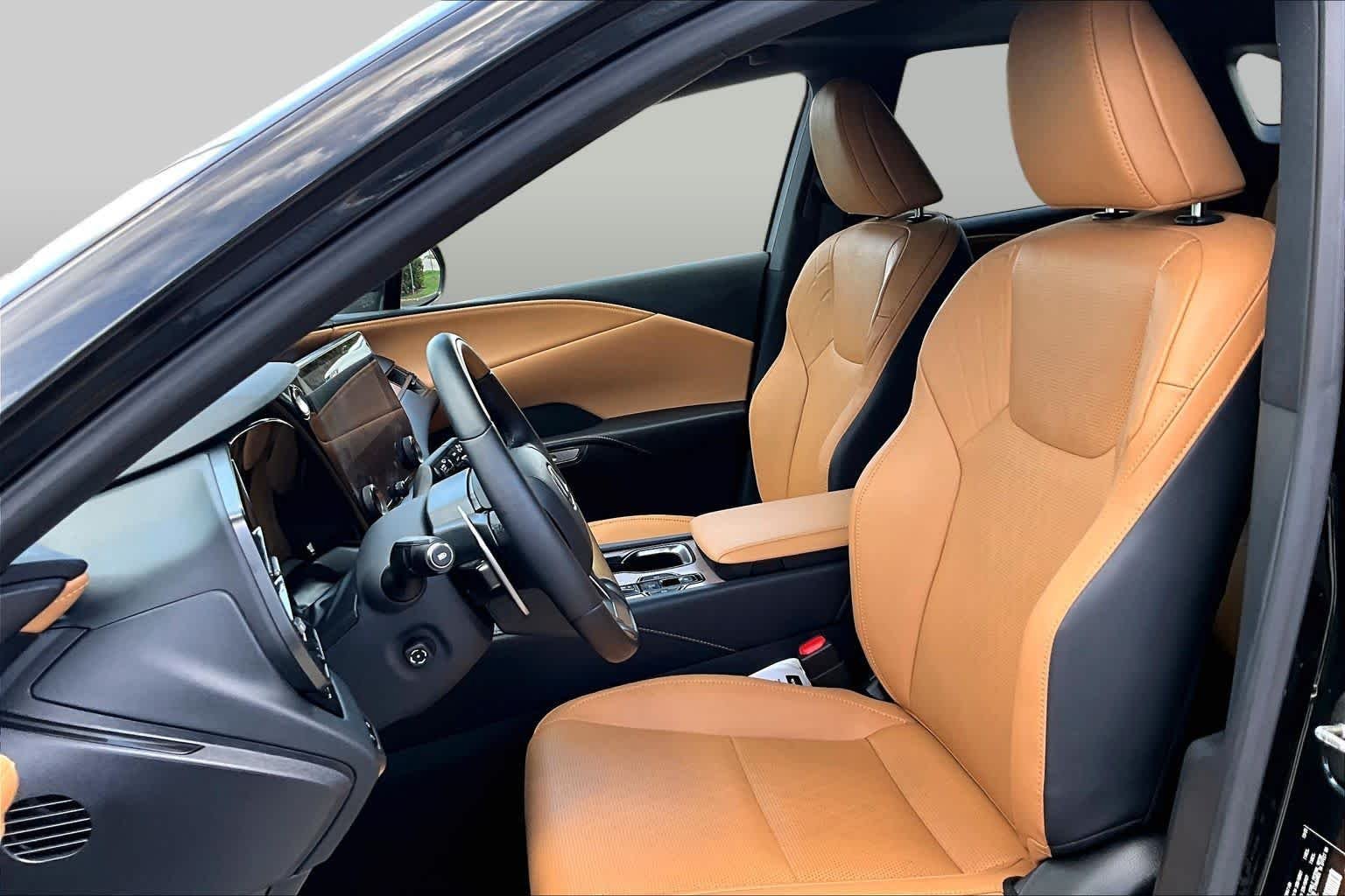 Certified Used 2026 CAVIAR Lexus Premium+ image 8