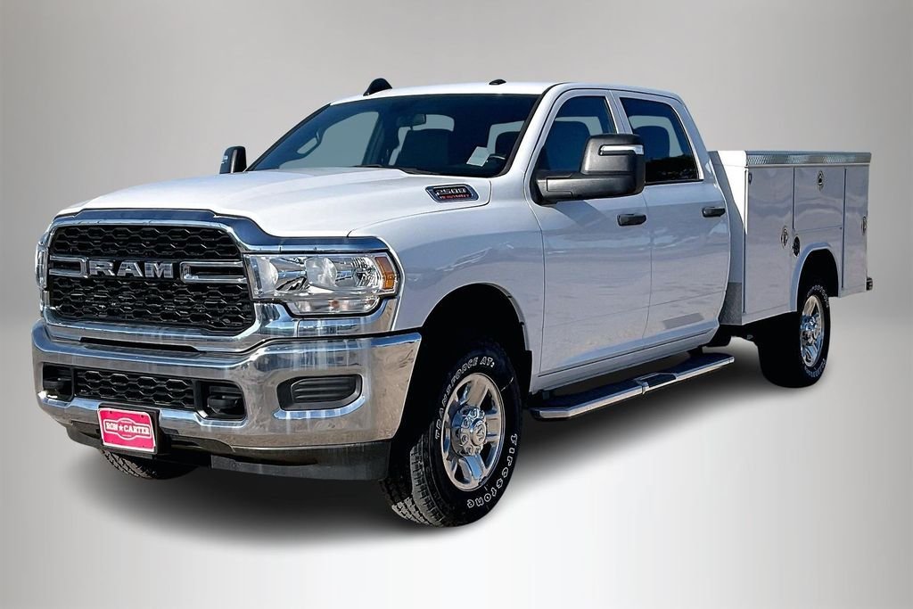 New 2024 Ram 2500 Tradesman 4D Crew Cab