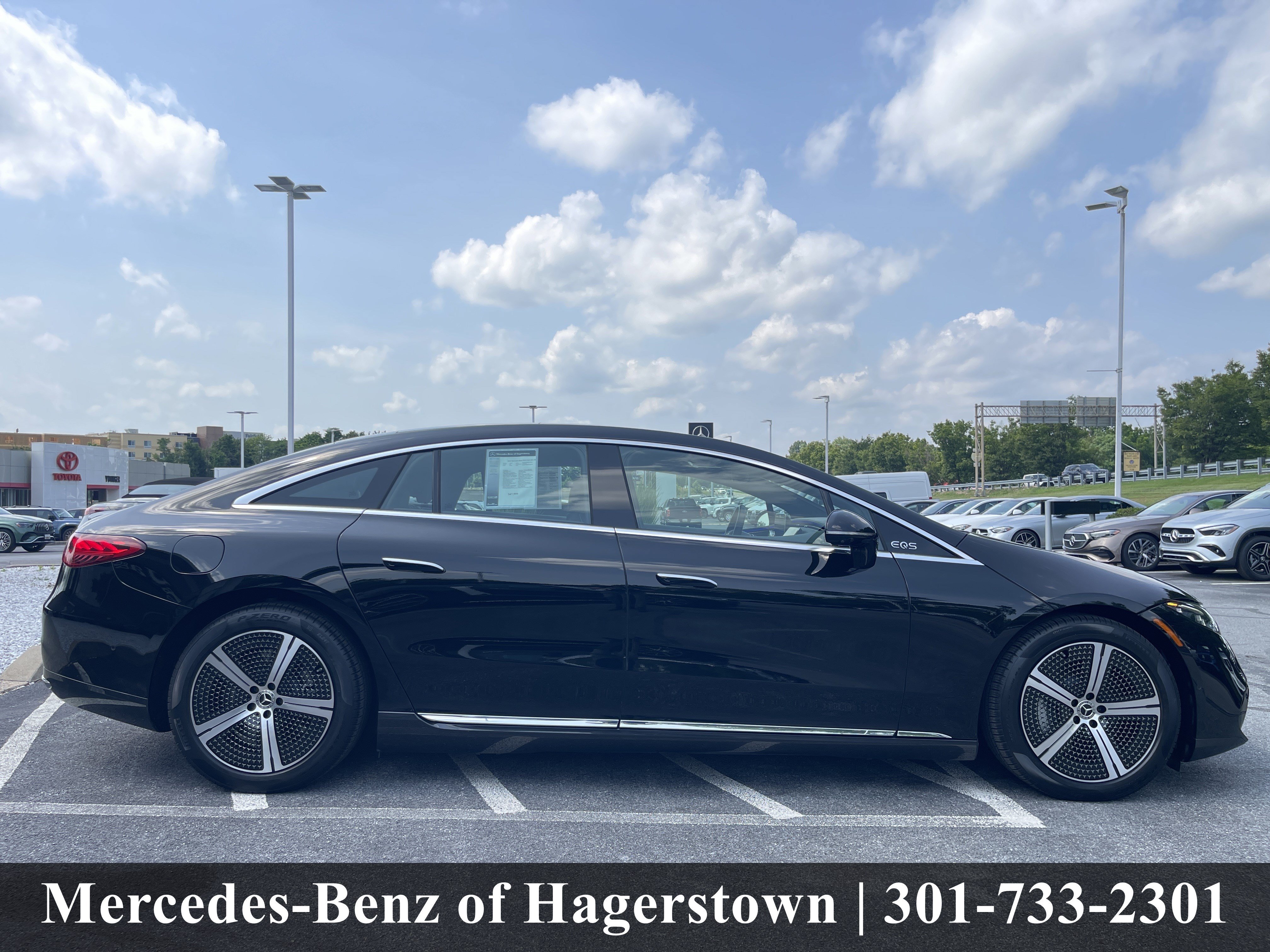 Certified Used 2023 Obsidian Black Metallic Mercedes-Benz EQS 450 4MATIC® Sedan image 38