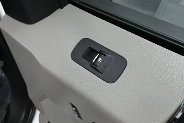 Used 2020 White Ford XLT image 35