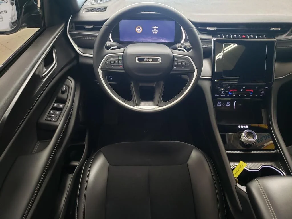 Used 2024 Diamond Black Jeep Altitude X image 16
