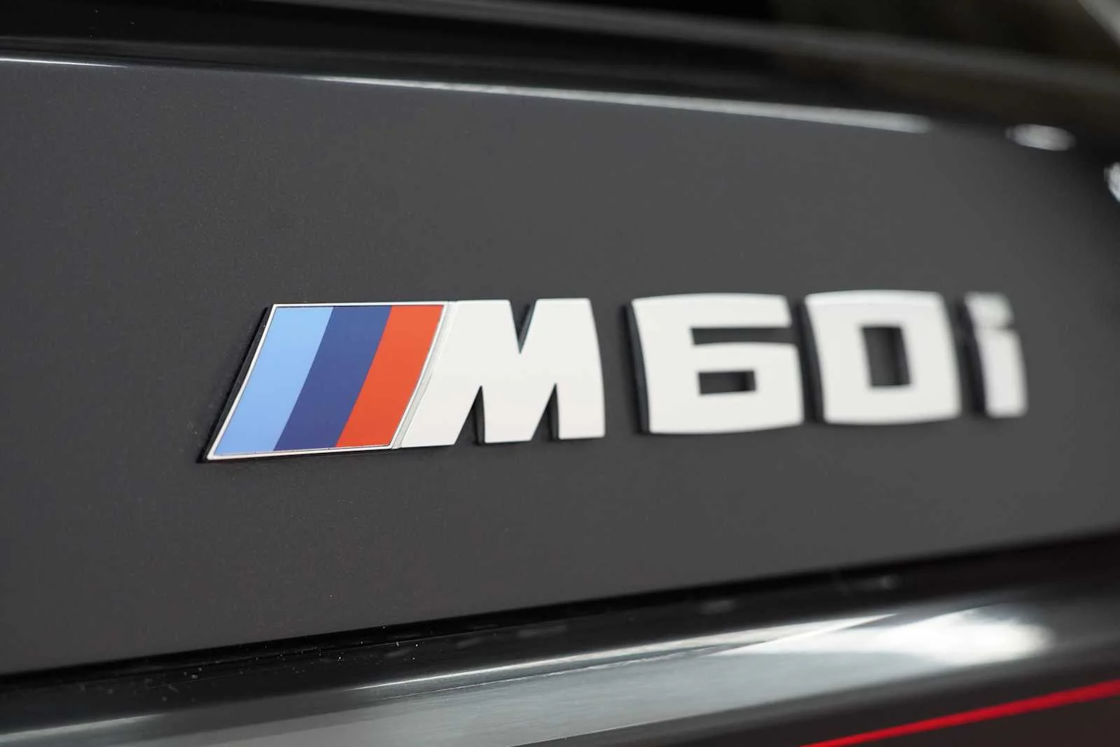 Certified Used 2024 Carbon Black Metallic BMW M60i image 10