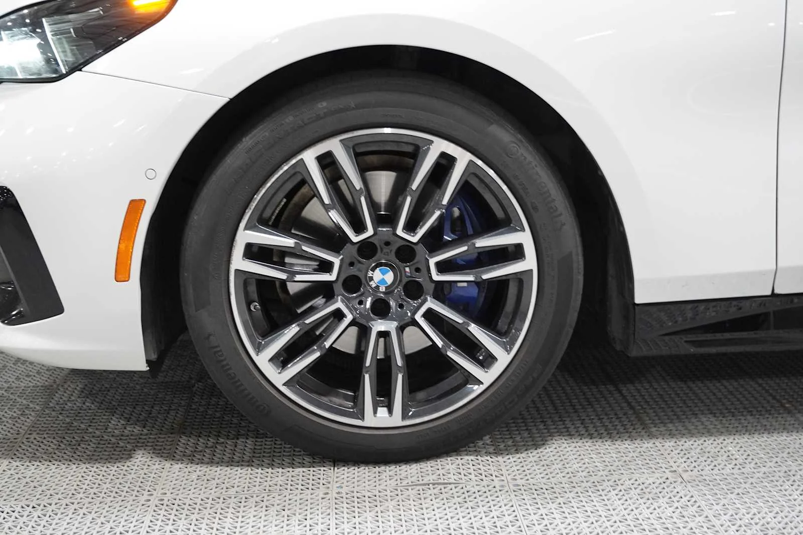 Certified Used 2024 Mineral White Metallic BMW 530i image 8