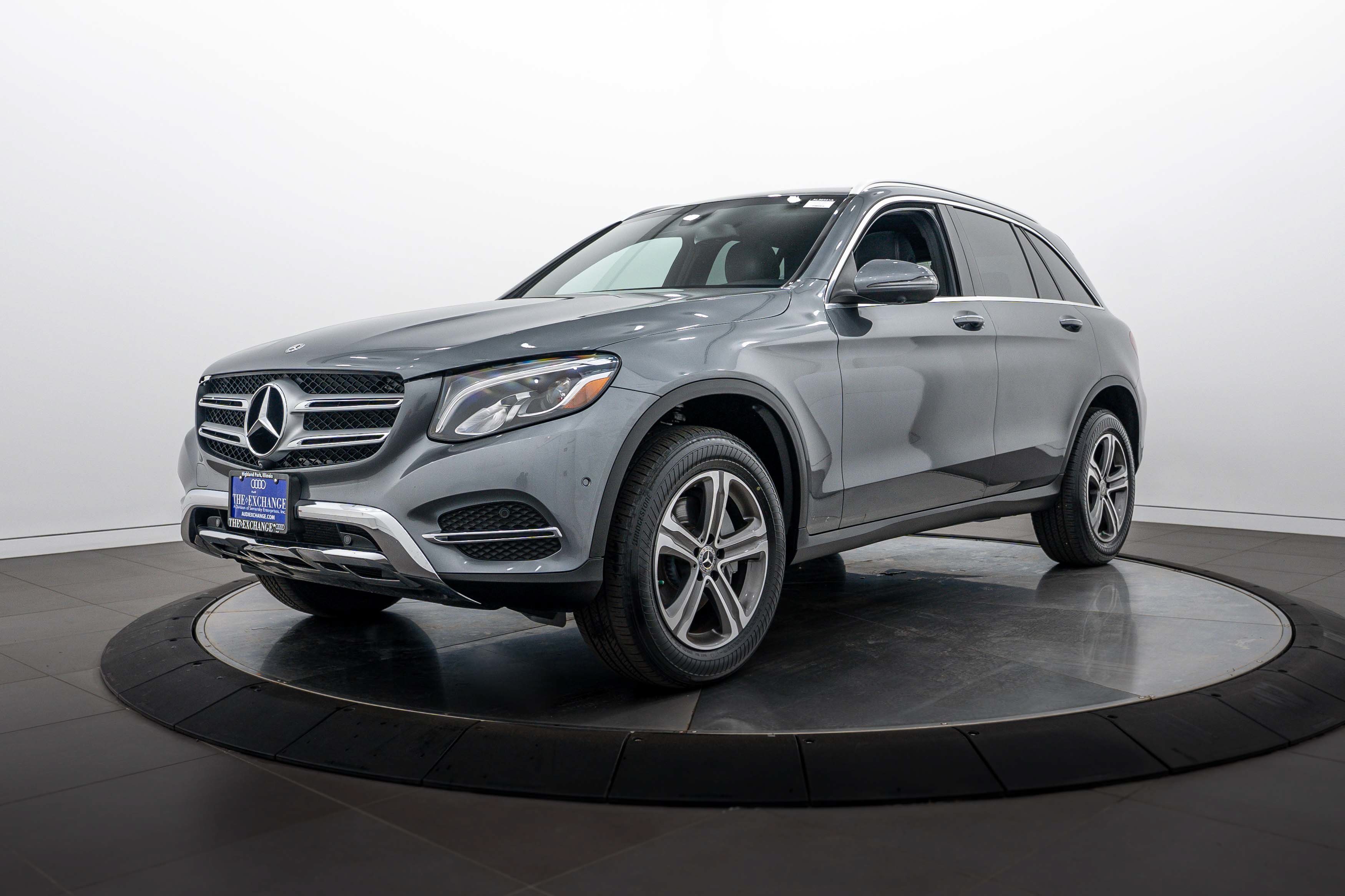 Used 2019 Selenite Grey Metallic Mercedes-Benz GLC 300 image 7