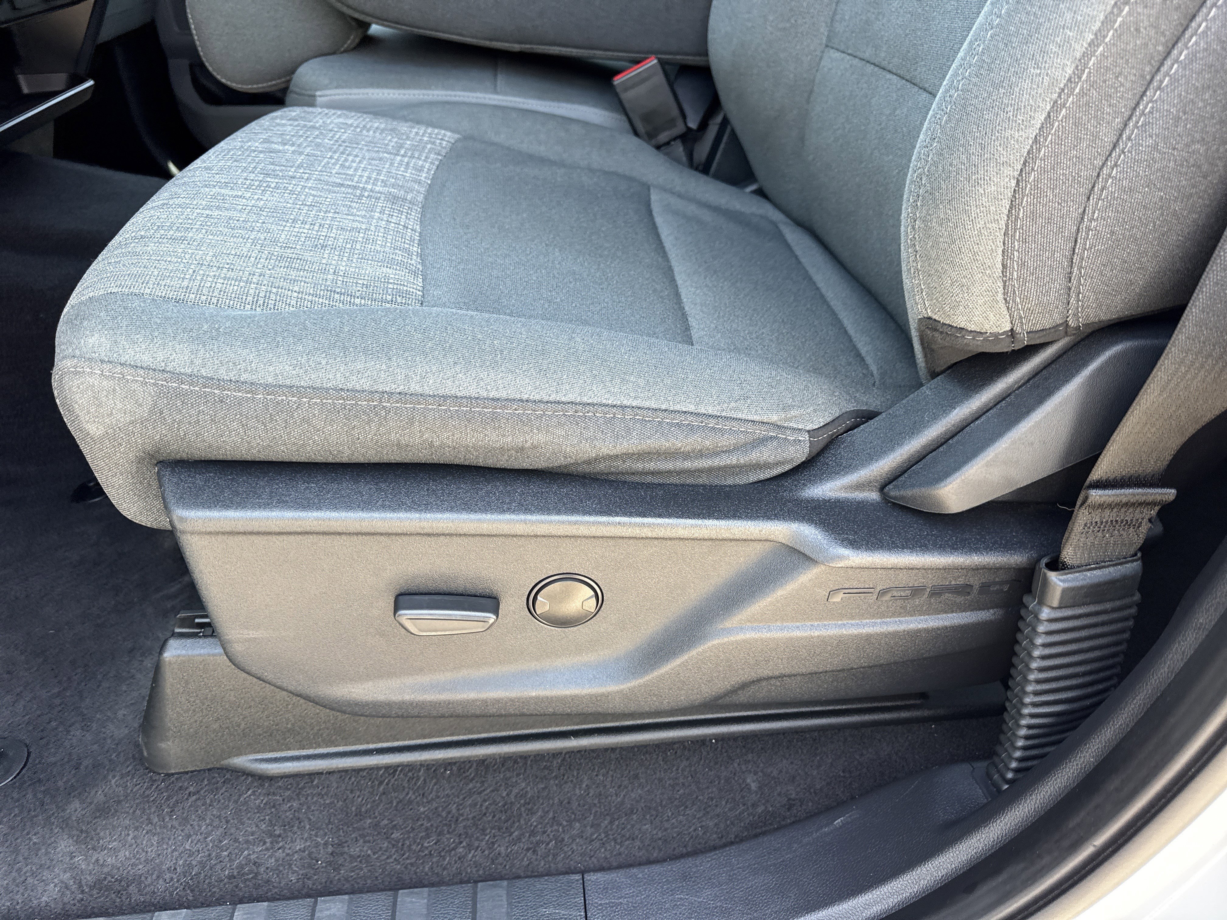 2023 Ford F-150 XLT - Photo 12